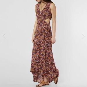 Billabong Cut out Worlds Collide Maxi Dress